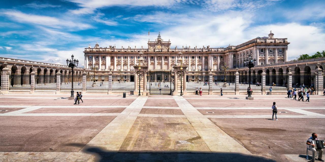 Bookingham ★Apartaments & Suites Madrid Exterior foto